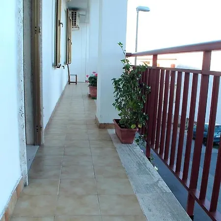 Abberi Sas Ventanas *